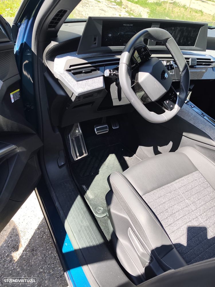 Peugeot 5008 - 8
