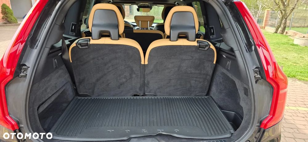 Volvo XC 90 - 26