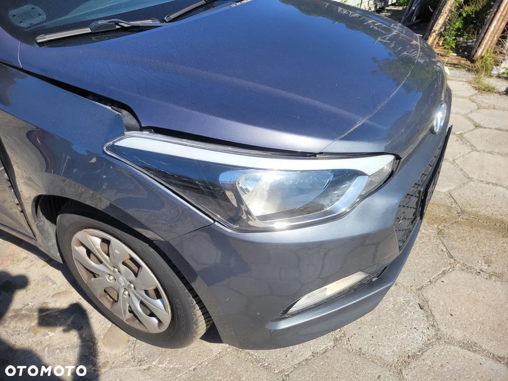 Hyundai i20 blue 1.2 YES Silver - 23