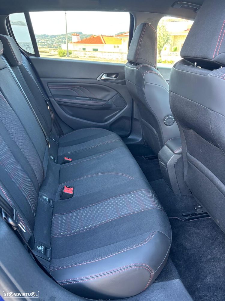 Peugeot 308 PureTech 130 EAT6 Stop & Start GT-Line Edition - 13