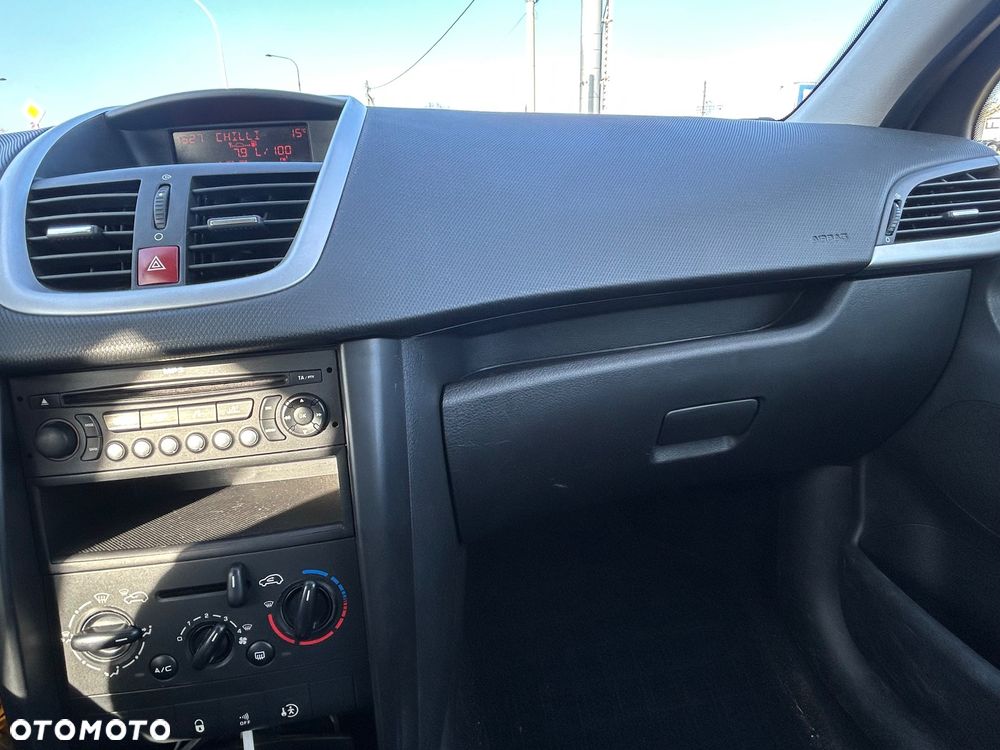 Peugeot 207 1.6 VTi Outdoor - 10