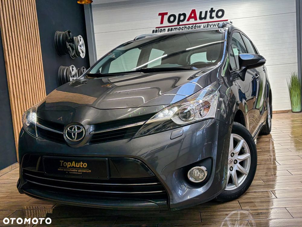 Toyota Verso 1.8 Premium 7os - 1