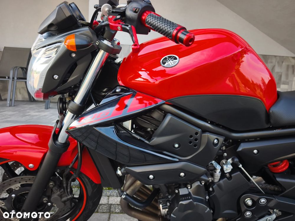 Yamaha XJ - 6