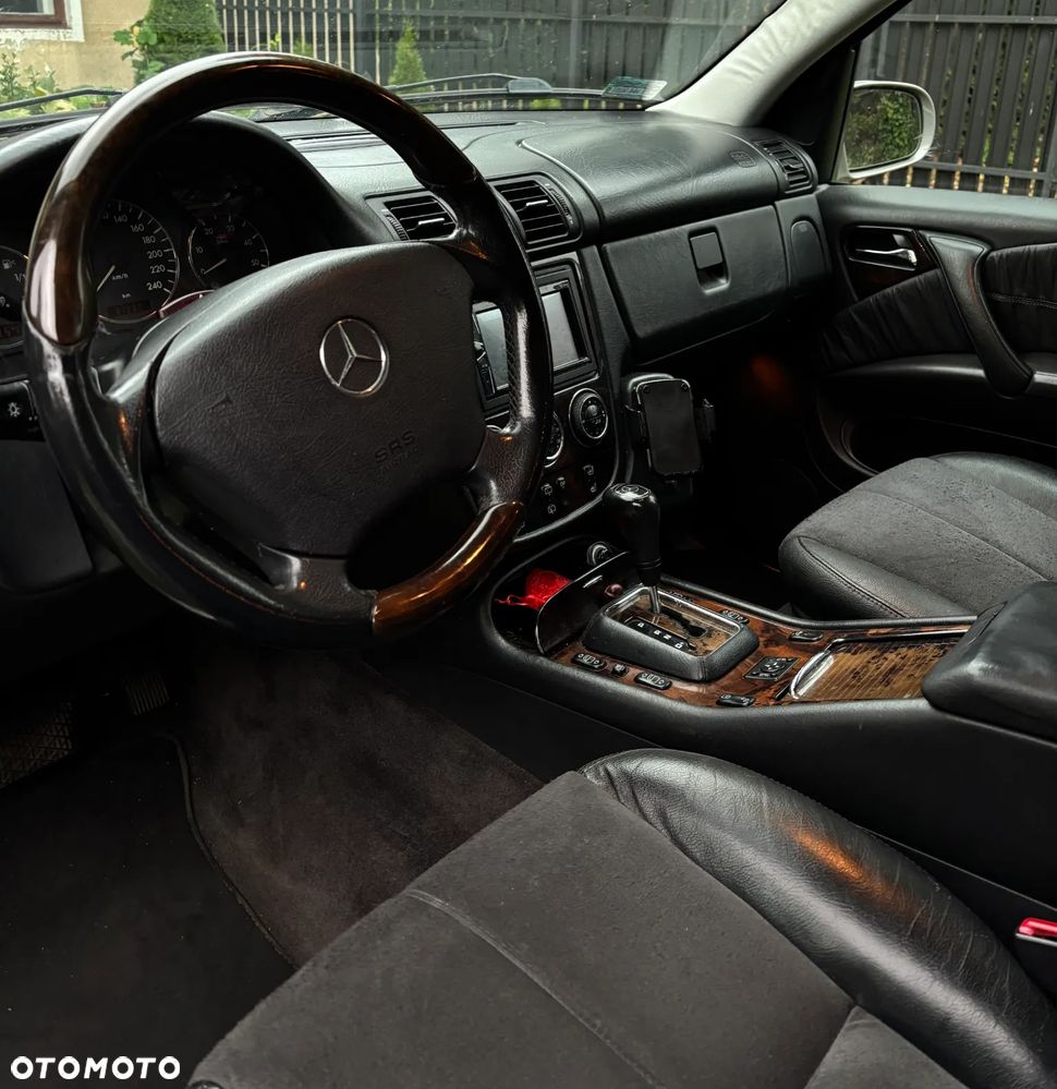 Mercedes-Benz ML - 2