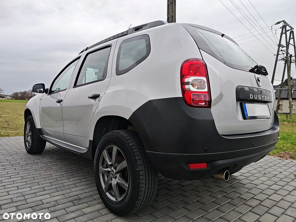 Dacia Duster 1.6 16V 105 4x2 Prestige - 9