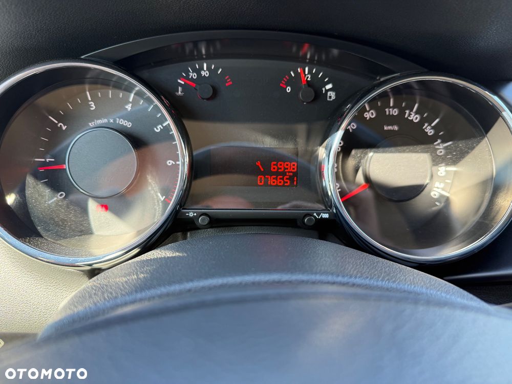 Peugeot 3008 120 VTi Style - 25
