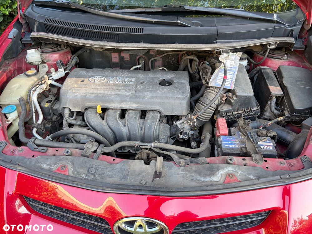 Toyota Auris 1.4 VVT-i Terra - 14