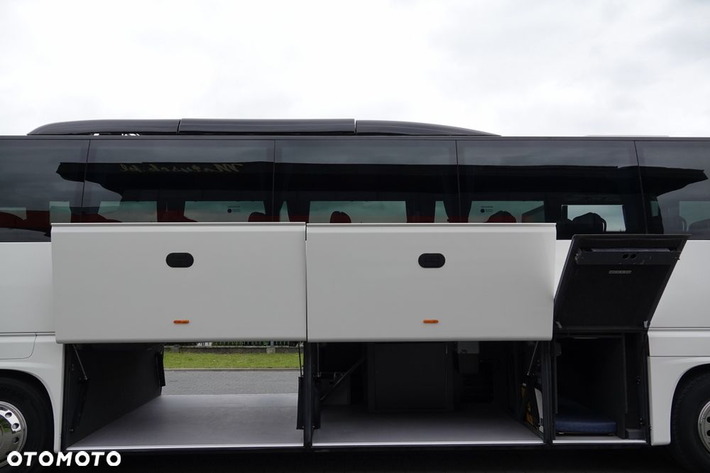 VDL FHD2 / EURO 6 / SPROWADZONY / 12. 2015 ROK / TURYSTYCZNY / WC / Gniazdka USB / AUTOMAT / BOGATE WYPOSAŻENIE / - 13
