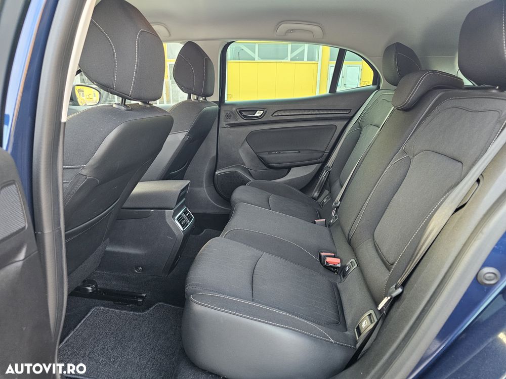 Renault Megane ENERGY dCi 110 Start & Stop LIMITED - 11