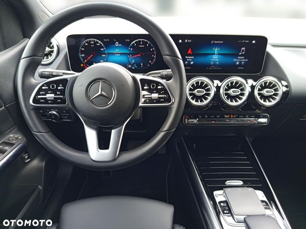 Mercedes-Benz Klasa B 180 Progressive 7G-DCT - 17