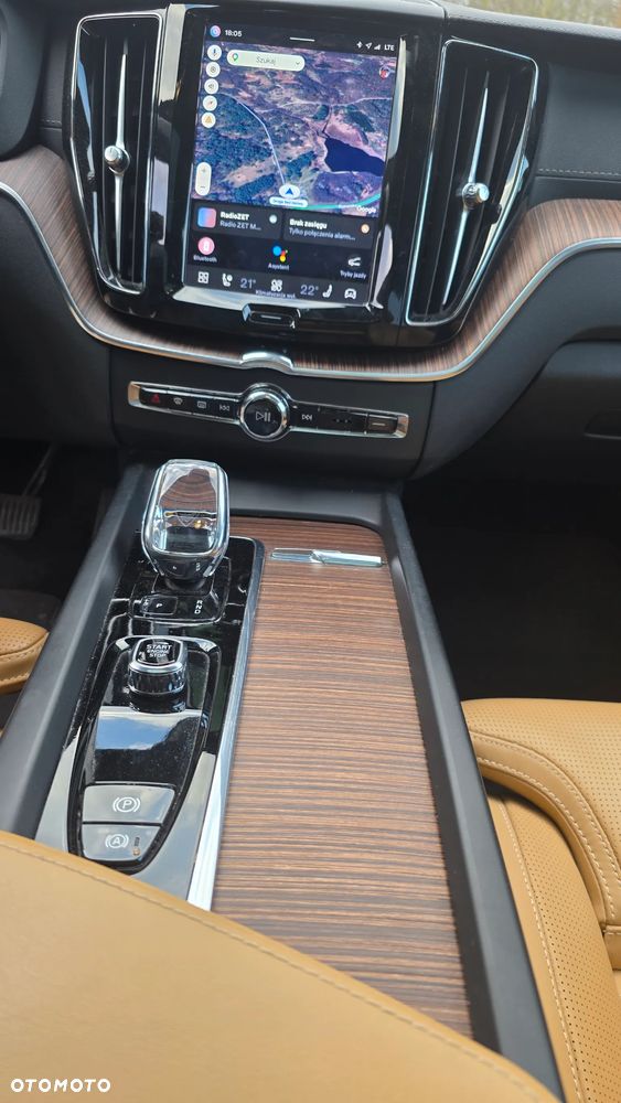 Volvo XC 60 B5 D AWD Inscription - 25