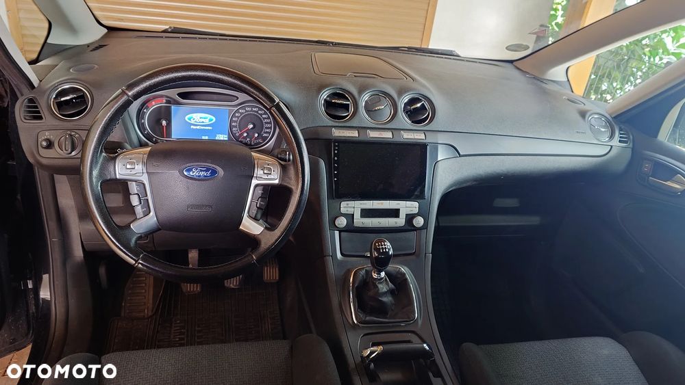 Ford S-Max 2.0 TDCi DPF Titanium - 6