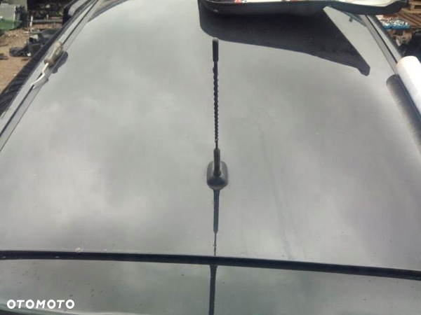 Nissan QASHQAI J10 ANTENA KOPYTO PODSTAWA KPL.