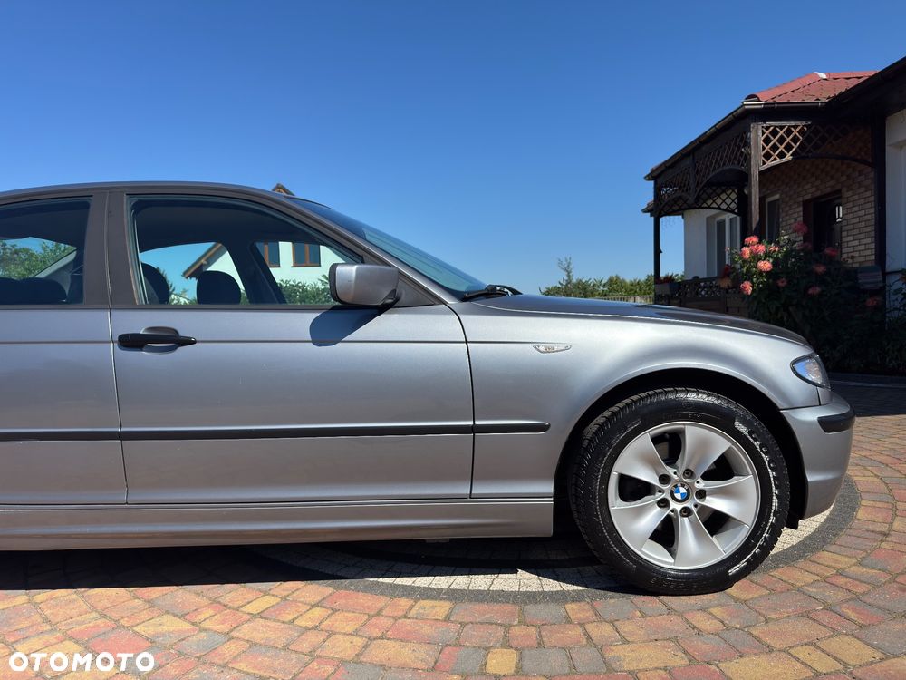 BMW Seria 3 - 16