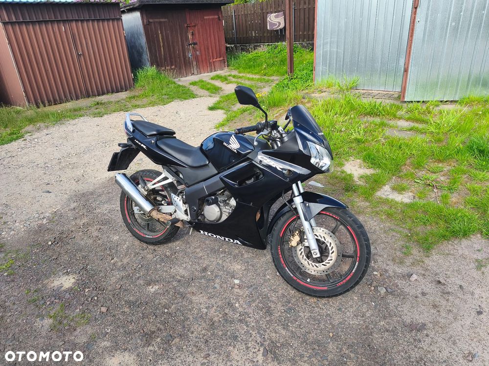 Honda CBR - 1