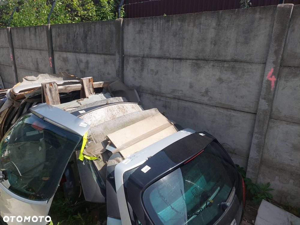 KLAPA BAGAŻNIKA KOMPLETNA NISSAN MICRA K12 KY0 - 5