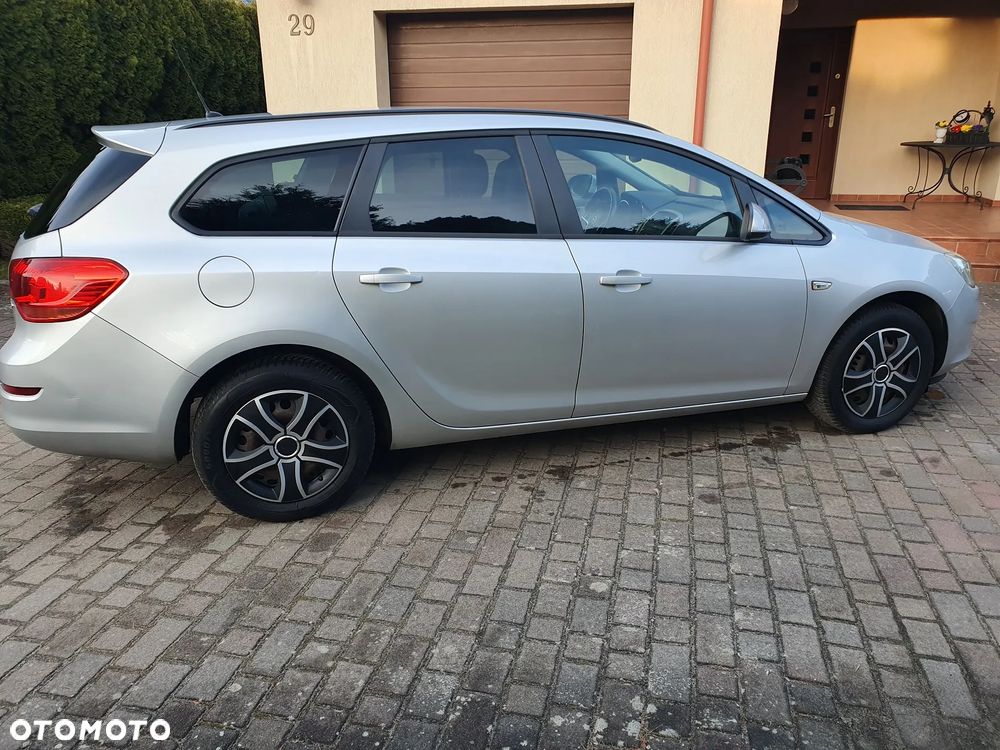 Opel Astra 1.4 Turbo - 8