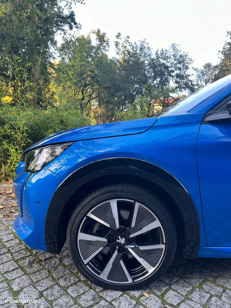 Peugeot e-208 GT - 4