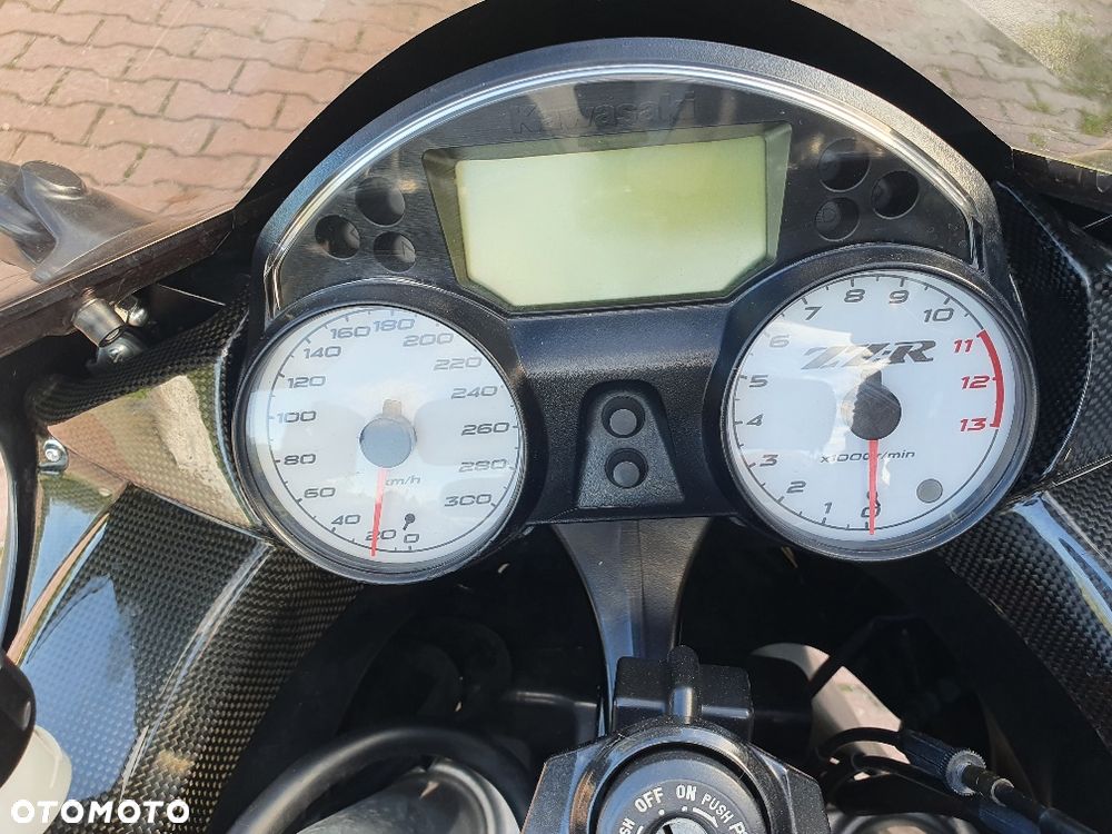 Kawasaki ZZR - 12