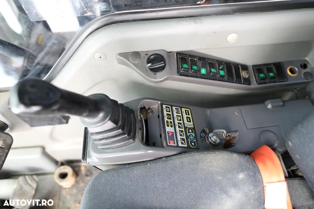 Volvo EC 700 BLC - 16