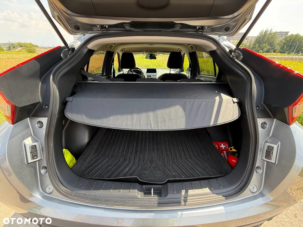 Mitsubishi Eclipse Cross 1.5 T Intense - 11