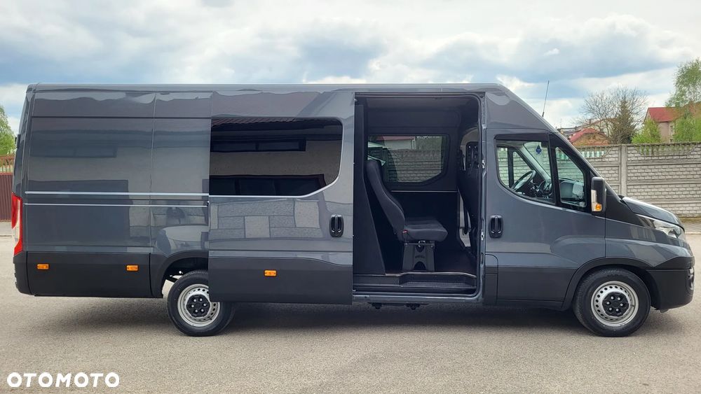 Iveco Daily 35S180 / doka / auto brygadowe / 7 osobowe / - 16