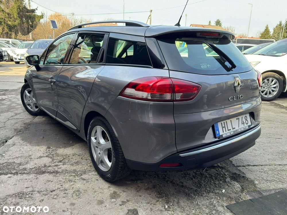 Renault Clio - 2
