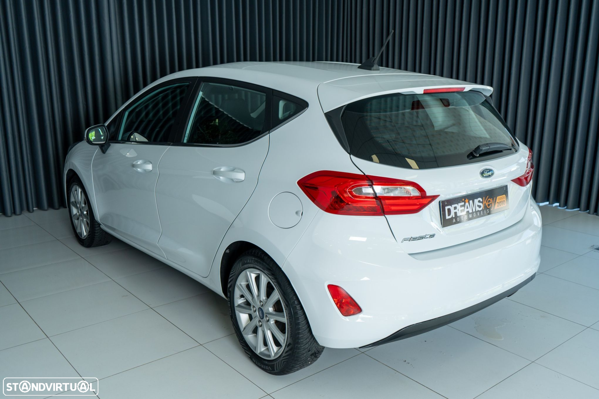 Ford Fiesta 1.5 TDCi Business - 10