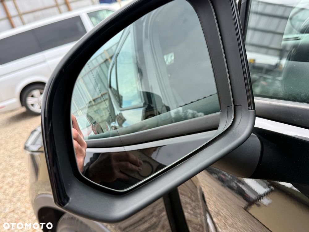 Volvo XC 40 - 23