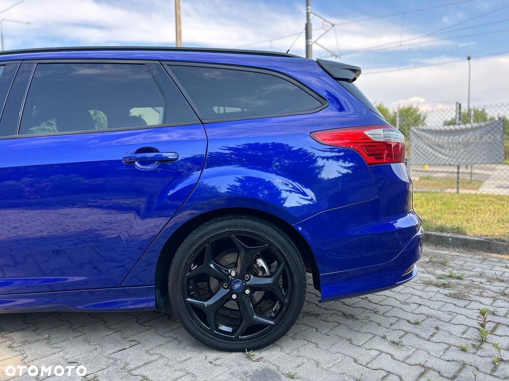 Ford Focus ST - 3