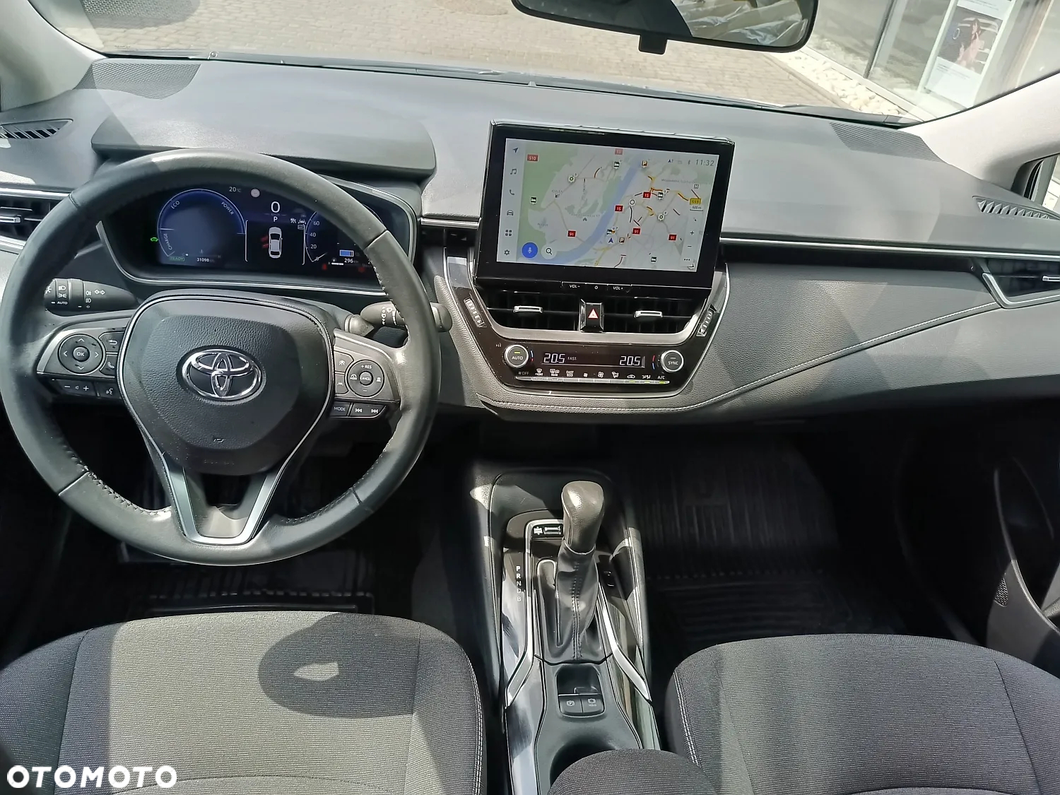 Toyota Corolla 1.8 Hybrid Comfort - 14