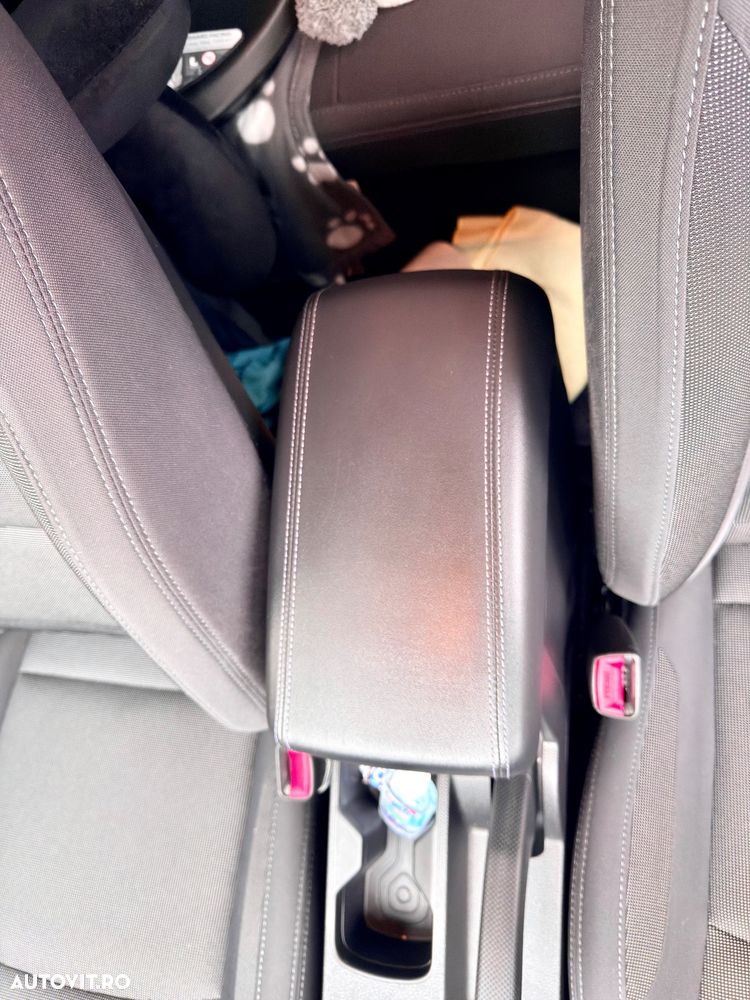 SsangYong Tivoli Grand - 19