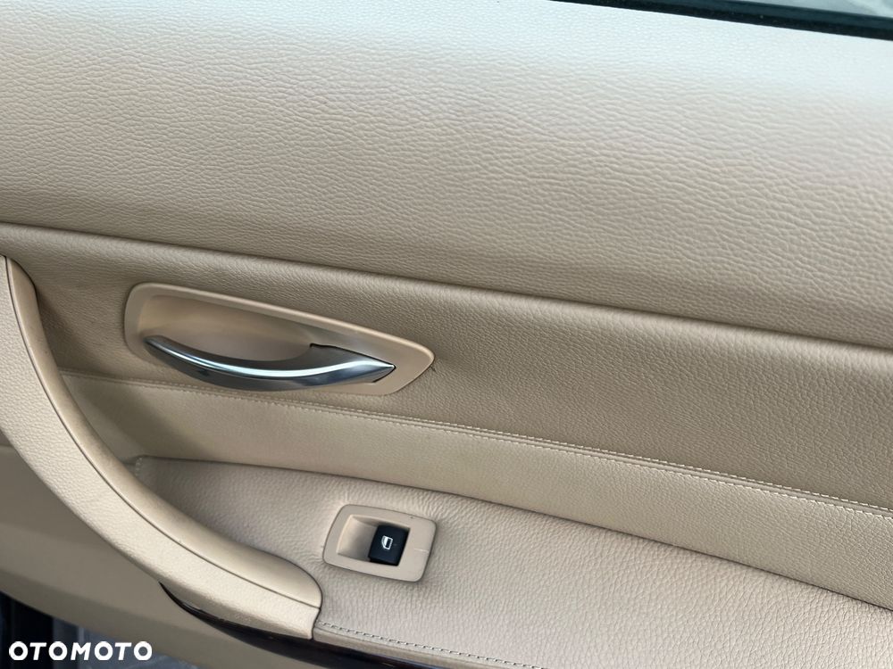 BMW Seria 3 - 21