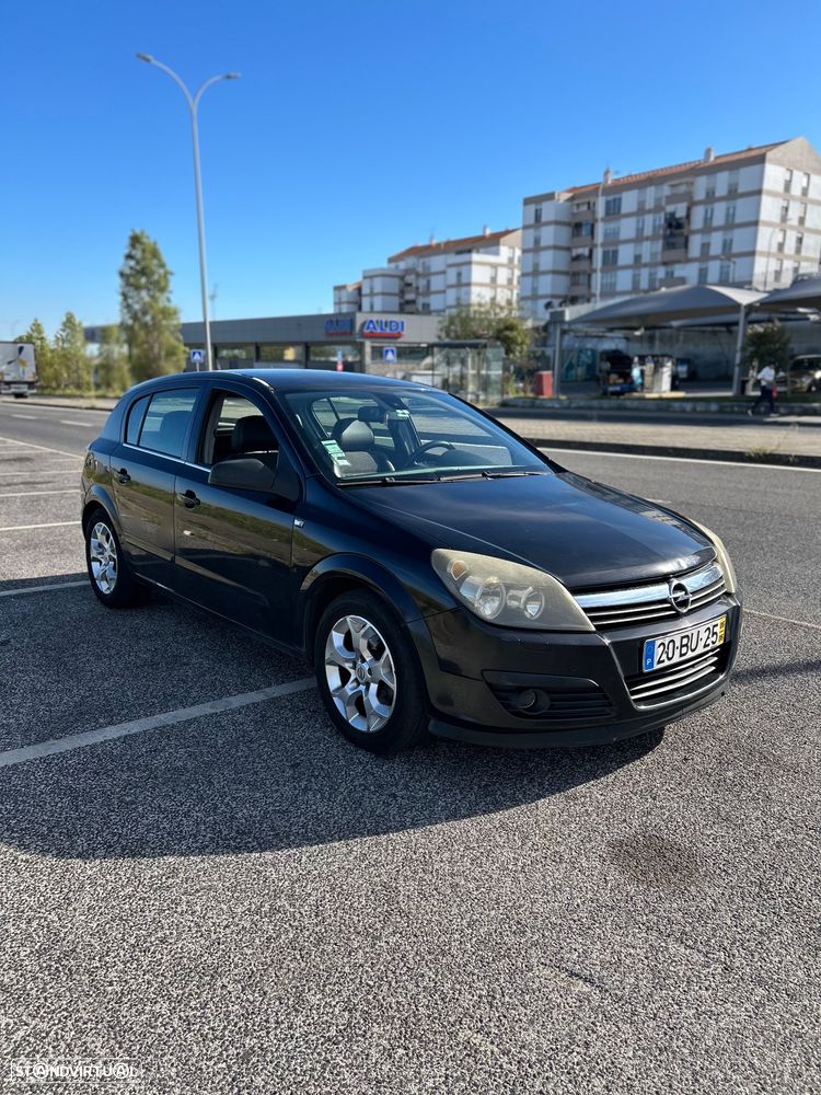 Opel Astra 1.3 CDTI Cosmo - 1
