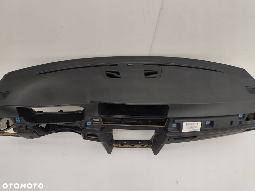 BMW E90 E91 DESKA KONSOLA NAVI KUBKI EUROPA - 5