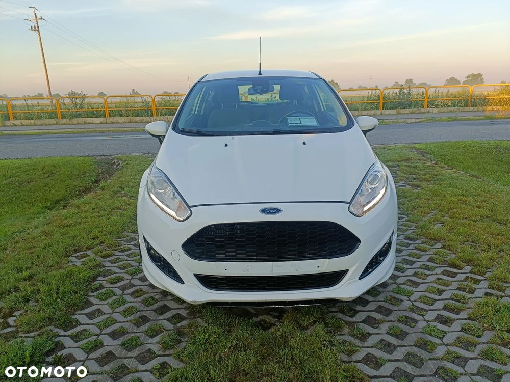 Ford Fiesta - 7