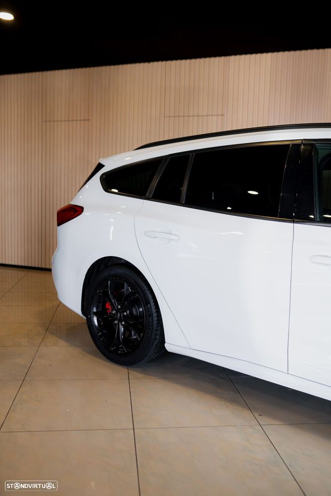 Ford Focus 1.0 EcoBoost ST-Line - 12