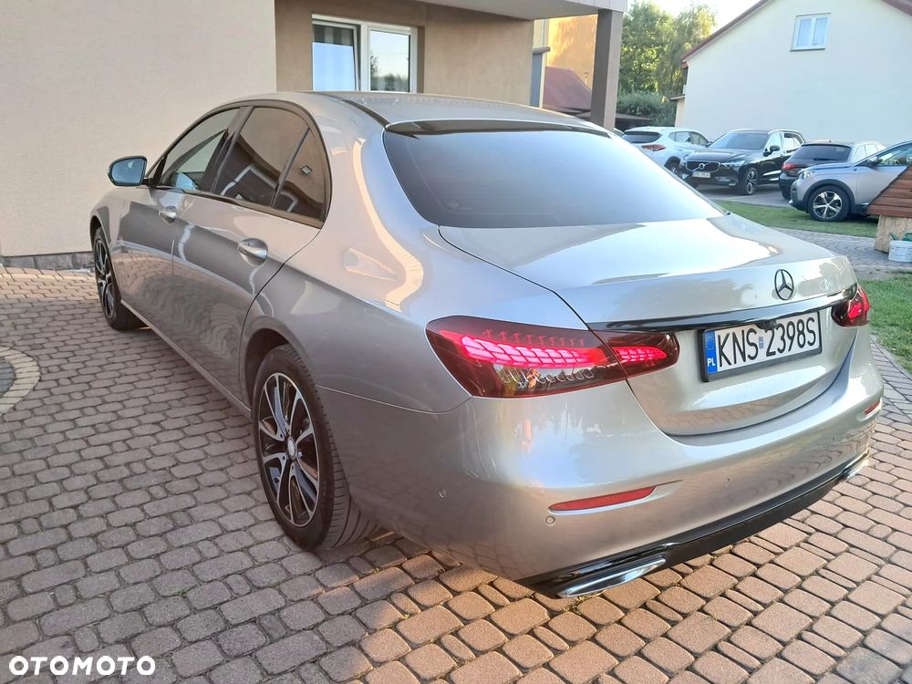 Mercedes-Benz Klasa E 220 d 9G-TRONIC - 3