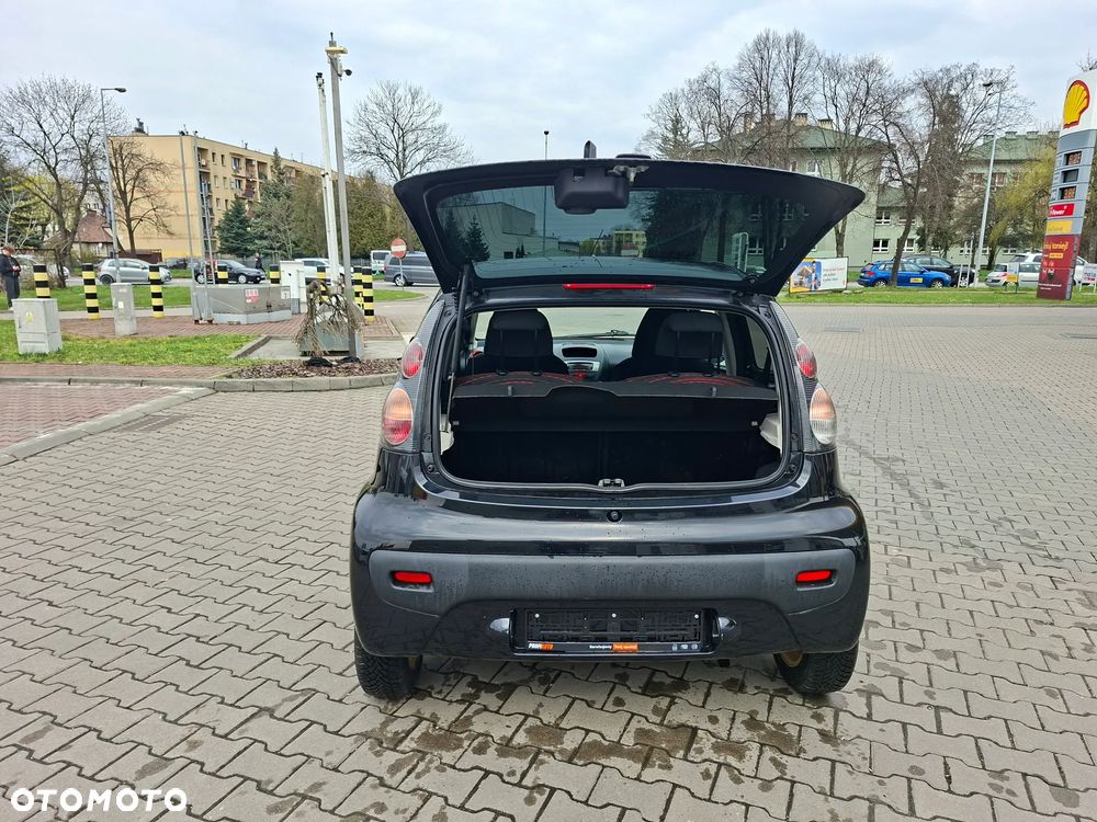 Toyota Aygo x-cite - 13