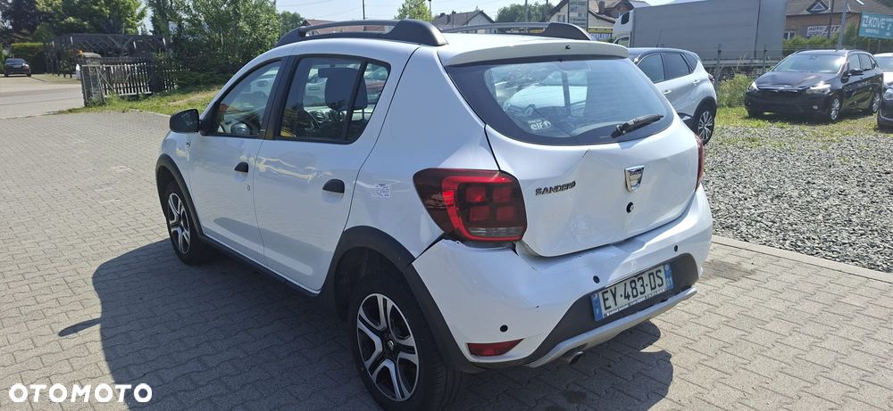 Dacia Sandero Stepway 0.9 TCe Laureate - 3