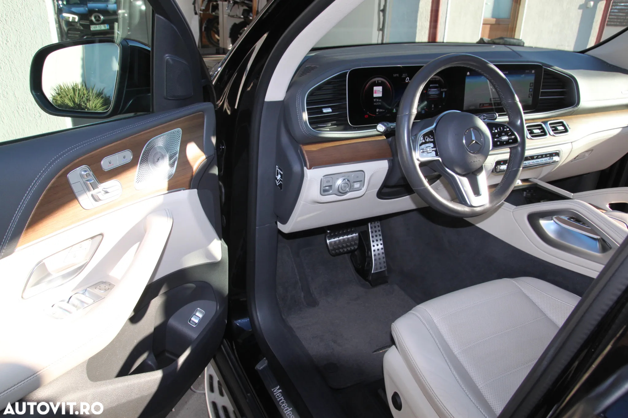 Mercedes-Benz GLE 400 d 4MATIC - 11