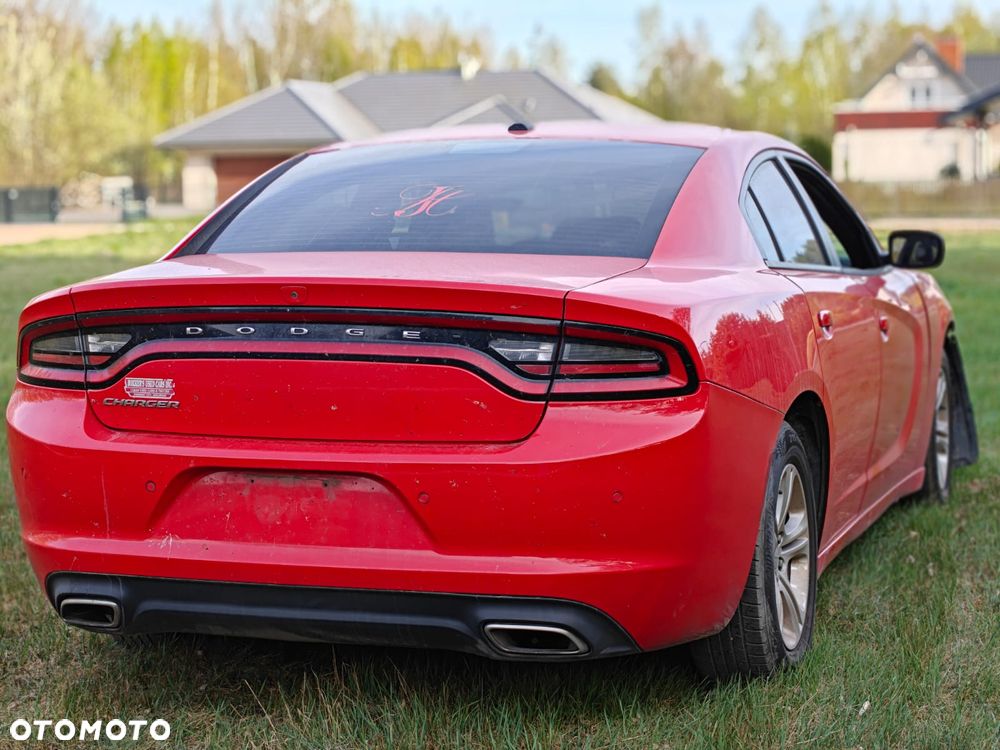 Dodge Charger 3.6 SXT AWD - 7