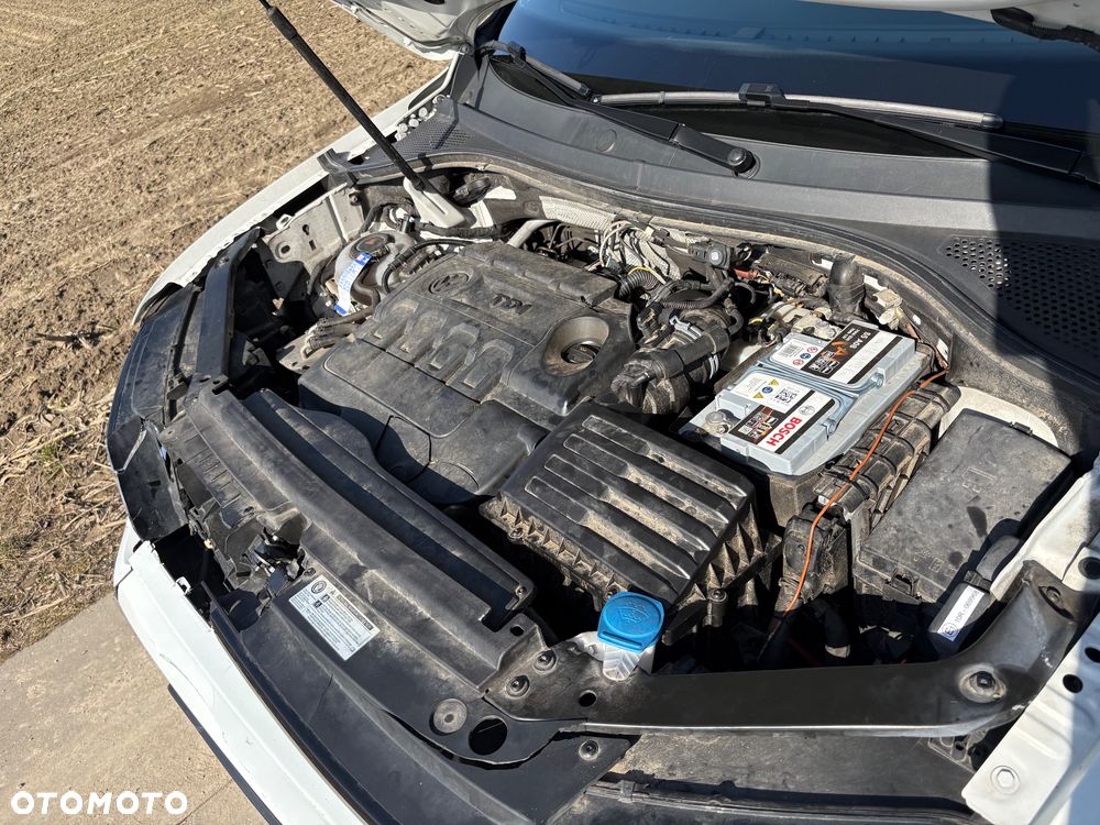 Volkswagen Tiguan - 10