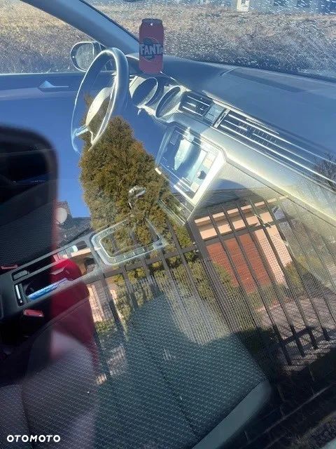 Volkswagen Passat - 3