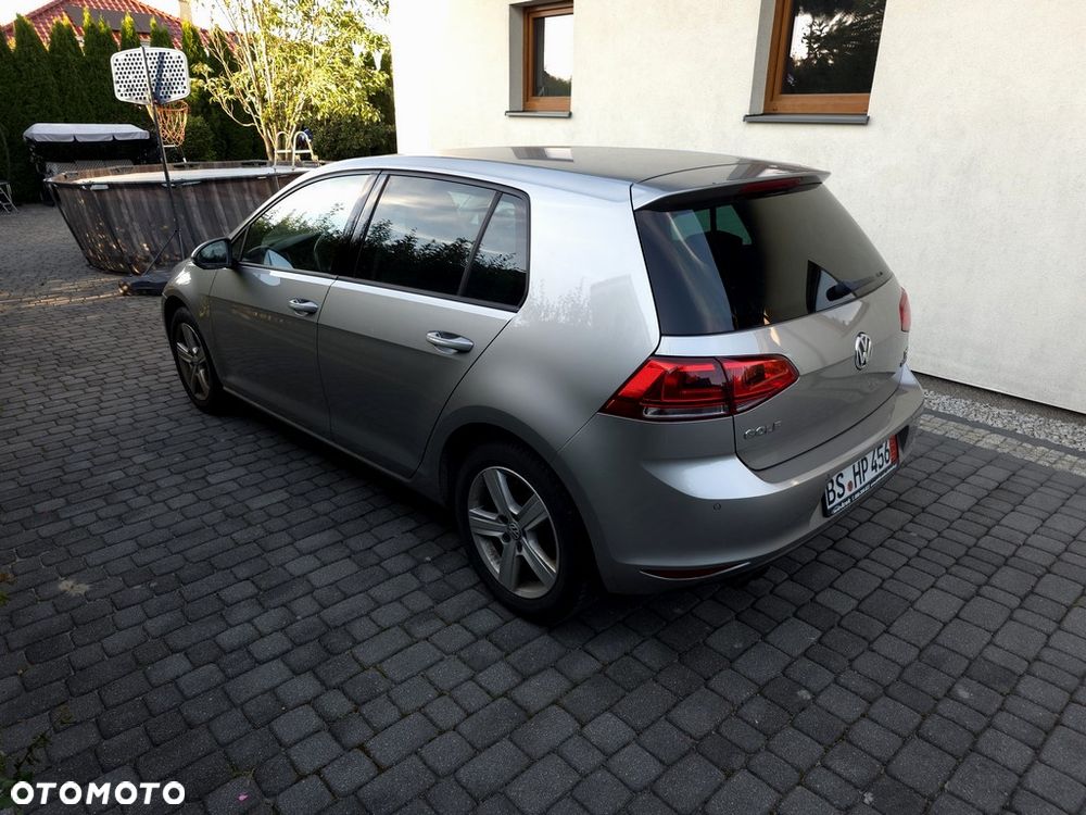 Volkswagen Golf 1.4 TSI BMT Highline - 4