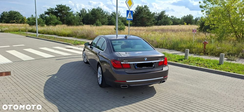 BMW Seria 7 740d xDrive - 8