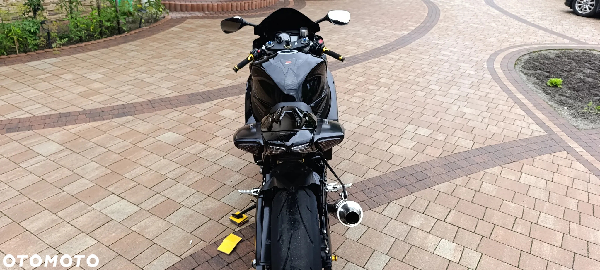 Suzuki GSX-R - 6