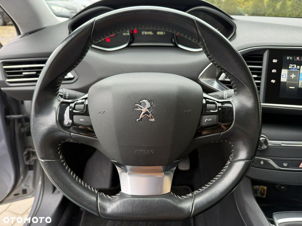 Peugeot 308 - 16