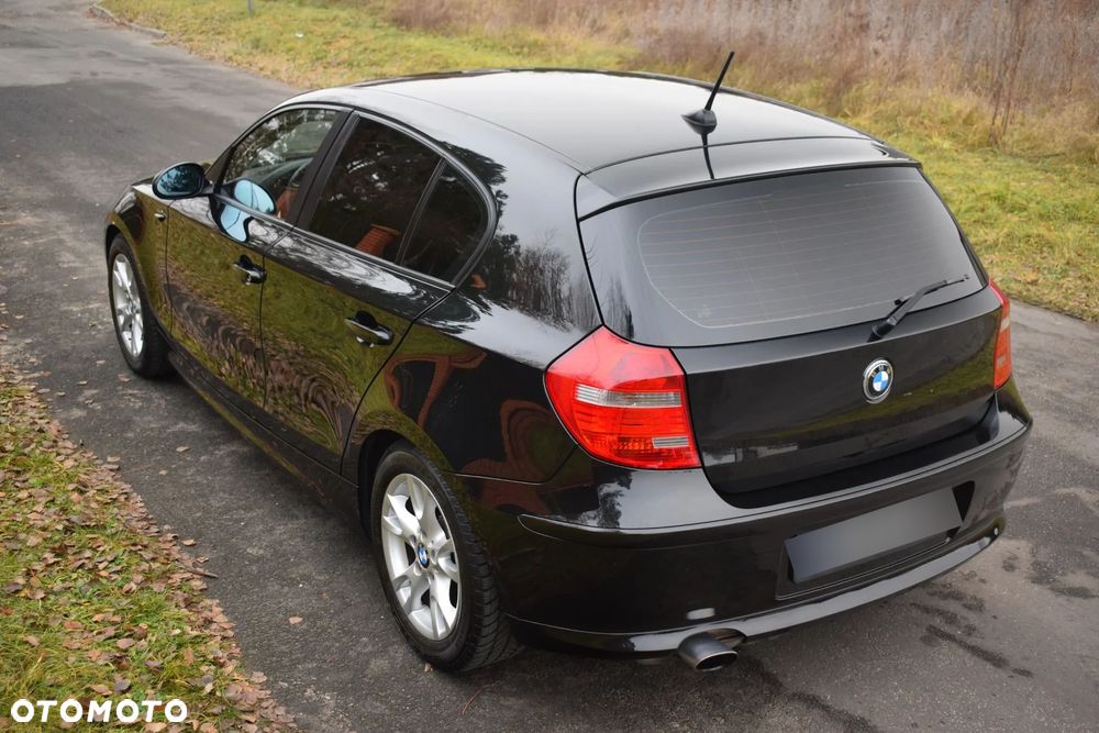 BMW Seria 1 118i - 11