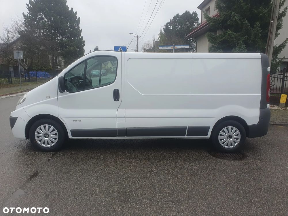 Renault TRAFIC - 12